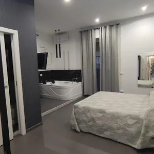 Lombardi Luxury Naples